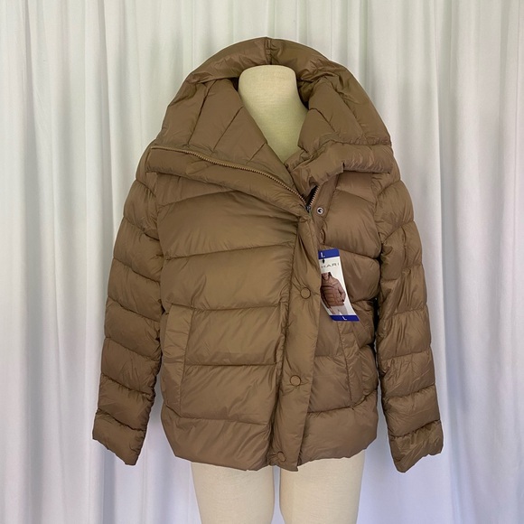 Tahari Jackets & Blazers - Tahari Tan Puffer Jacket